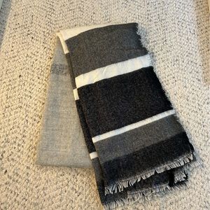 black & white blanket scarf